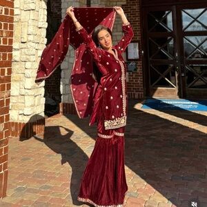 Maroon Velvet Embroidered Two-Piece Set with Dupatta